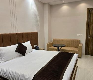 Muzaffarnagar Hotel | Shri Sangam Hotel