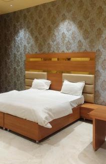 Orai Hotel | shri laxmi inn hotel & restaurant