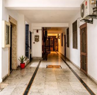 Mohangarh Apartment | UrbanNest Stays Boutique Studio Hazratganj