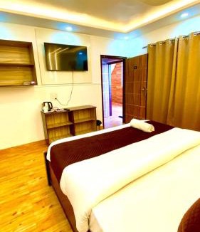 Barog Hotel | The Mountain Vault