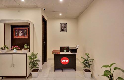 Vasundhara Hotel | Hotel O Luxury Inn