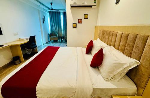 Shyam Nagar Apartment | Hotel The Grand Anukampa Suites