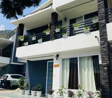 Mallital Villa | Skyvale Nainital - 4BHK Luxury Mountain View Villa