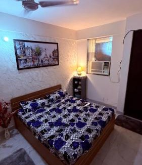 Dadri Apartment | Cozy&Modern Studio WaveCity Stylish Comfortable