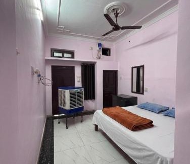 Tanda House | Hotel Pushpanjali