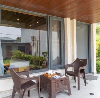 Bail Parao Villa | ELIVAAS Signature Puvalgarh Farms Thistle Cottage-style Suite with Shared, Pool, Dining, Garden & Outdoor Sit-out Near Sitabani Gate