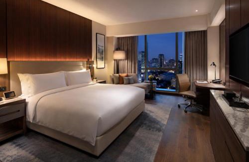 Chanakyapuri Hotel | Hotel Platinum Square