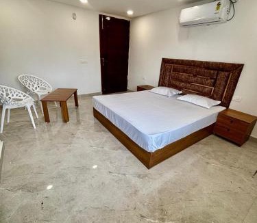 Sangrur Hotel | Hotel Channo Residency