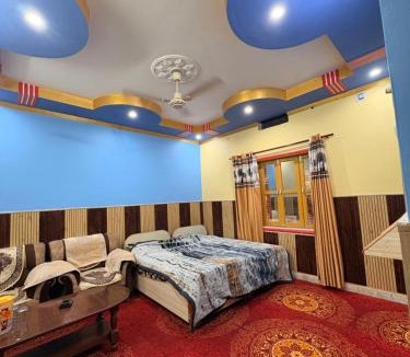 Pauri Hotel | DANGWAL HoTEL