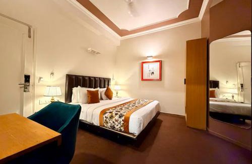 Govindpuri Hotel | Hotel Grand Arcasia Nehru Palace & CR Park