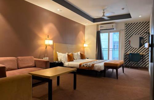 Govindpuri Hotel | Hotel Grand Arcasia Nehru Palace & CR Park