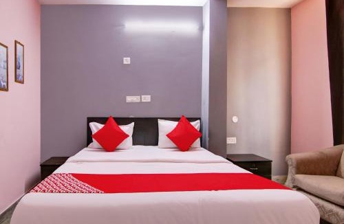 Sainik Farm Hotel | Hotel O Manya Stay
