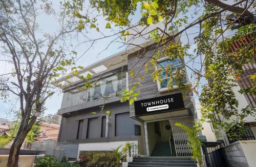 Panduranga Nagar Hotel | Townhouse Bannerghatta Hospital Road Formerly Sri Sai Suites