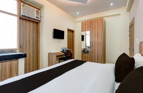 Udyog Vihar Hotel | Super Townhouse Sector 18 Udhyog Vihar