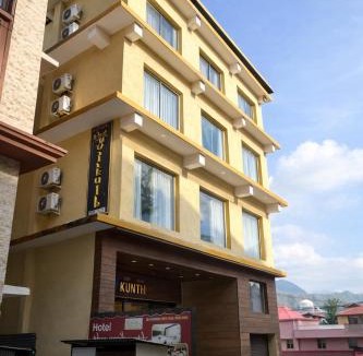 McLeod Ganj Hotel | The Ginger McLeodGanj-By Vaikunth Centrally Heated & Air Cooled # Near Mall Road # Big Parking # Lift #Spacious Rooms # Most Awarded # Property Of The Year #