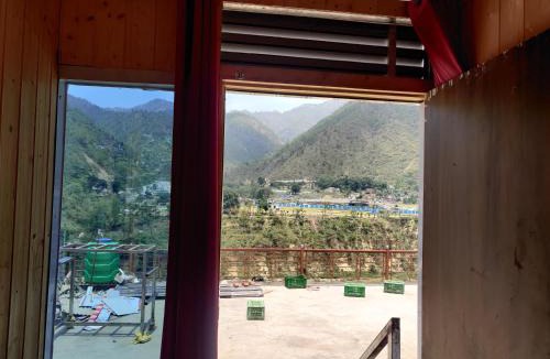Karnaprayag House | Jai Badrivishal Homestay and Restaurant