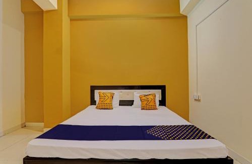 Derapur Hotel | Hotel O Madhu Grand Luxury Rooms