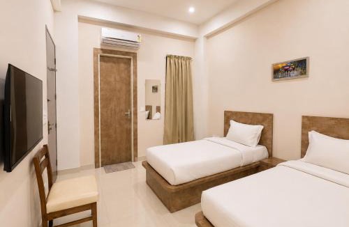 Greater Noida Hotel | Hotel Blue Fern - Near India Expo Center & Mart , Greater Noida