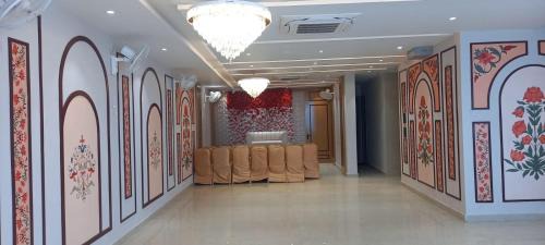 Etawah Hotel | Hotel Yuvaansh Banquet and Restuarant