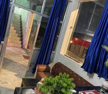 Bullawala Hotel | Hotel glass house