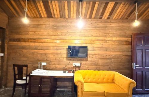 Mount Abu House | Royal cottage by royale palace