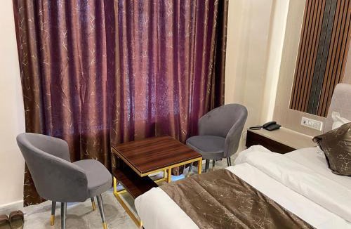 Hasanpur Hotel | Hotel Highway Retreat