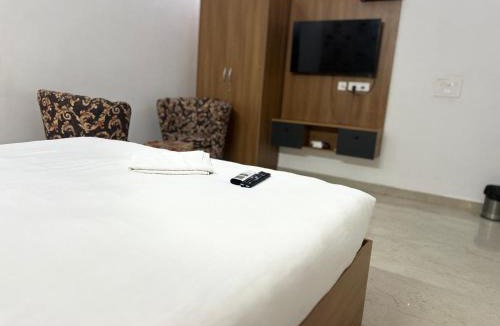 Sector 39 Hotel | The Grand Hotel Akshay