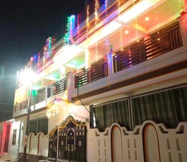 Jhusi House | Maa Vindhyavasini HomeStay
