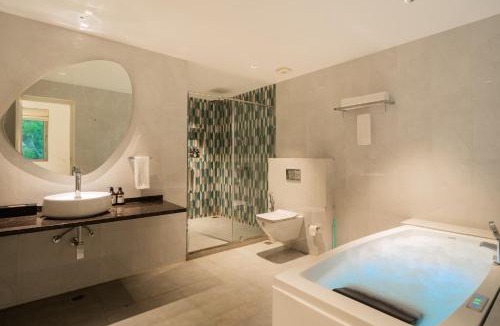 Uttorda Villa | Kensho Villas Daisy with Private Pool Serene 5-BHK With Shared Pool & Lift, Near Popular Beaches by ELIVAAS