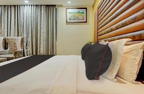 Zirakpur Hotel | Townhouse by OYO Eastern View Formerly Vihaan Residency