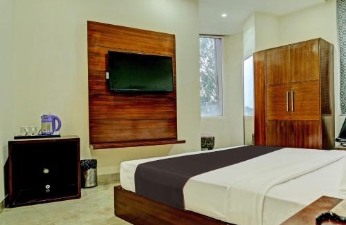 Zirakpur Hotel | Townhouse by OYO Eastern View Formerly Vihaan Residency