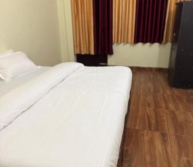Mohangarh Hostel | Awara Hostels and Dormitory