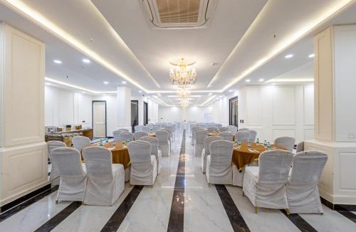 Sector 51 Hotel | S by Z Hotels, Baani Square