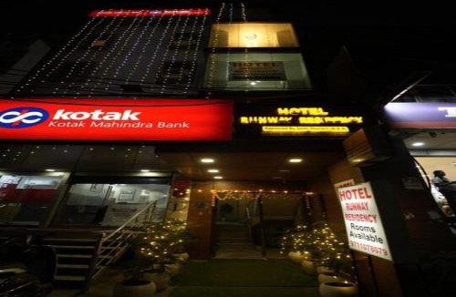 Pitampura Bed & Breakfast | Runway Residency at Pitampura