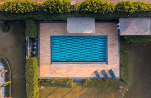 Delhi Villa | ELIVAAS Signature Levante farms
