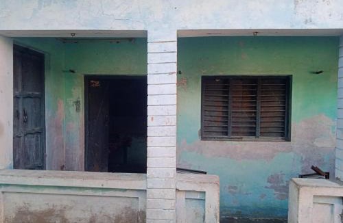 Maudaha House | Kamal Chandra Home Stay