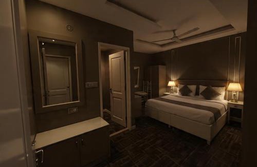 Chanakyapuri Hotel | Hotel Avenue Near by IGI Airport Delhi