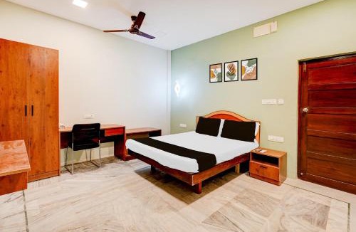 Vadapalani Hotel | Collection O Vadapalani Formerly Mahalakshmi Inn