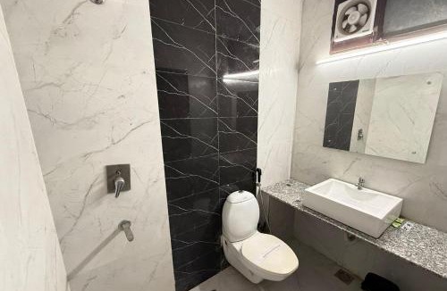 Karol Bagh Hotel | Hotel Radiance, Karol Bagh, New Delhi