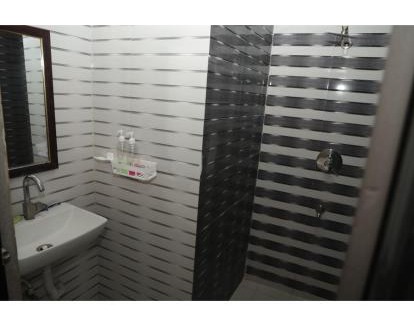 Dewas Hotel | The Golden Wings Hotel