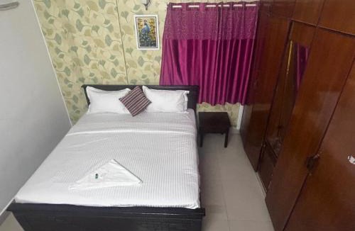 Thousand Lights West House | Adora Waves Service Apartment- Near Sankara Nethralaya Hospital