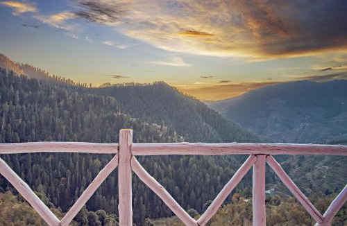 Kumharsain Hotel | Nesta Narkanda Cottage, Rooms and Guided Treks