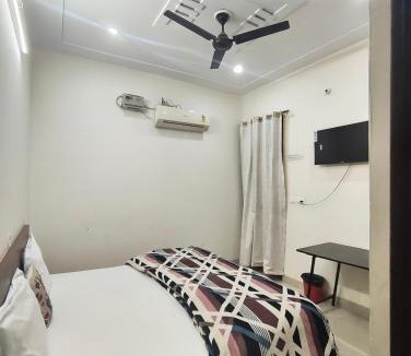 Aligarh Hotel | Harigarh Inn