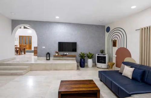 Banjara Hills Villa | Elegant - 3BHK AC Villa with Lawn BanjaraHills HYD