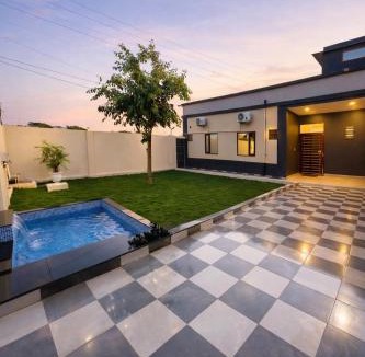 Greater Noida Villa | A2 Vista - 4BHK Villa with Lawn Near Expo Mart