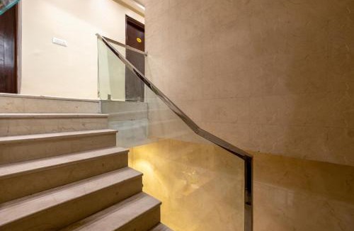 New Delhi House | Hotel Laffaire Select Near Rajori Metro