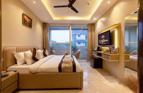 New Delhi House | Hotel Laffaire Select Near Rajori Metro