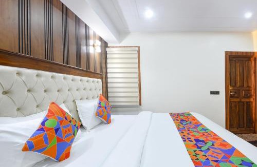 South West Hotel | Via Four Season
