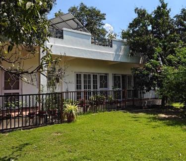 Malihabad House | Chandrakanta farm stay