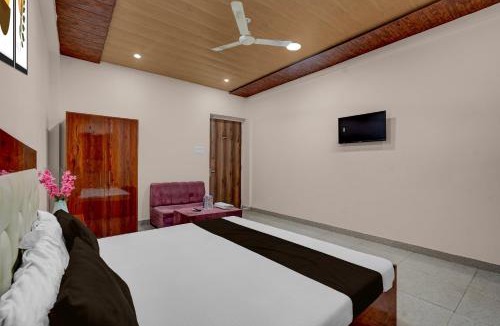 Indira Nagar Hotel | Super Hotel O Takrohi Hospital Road Formerly Madhuraj Palace